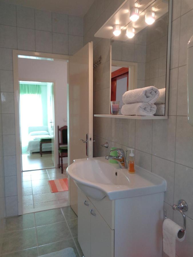 Katja Beach Apartment Račišće Exterior foto